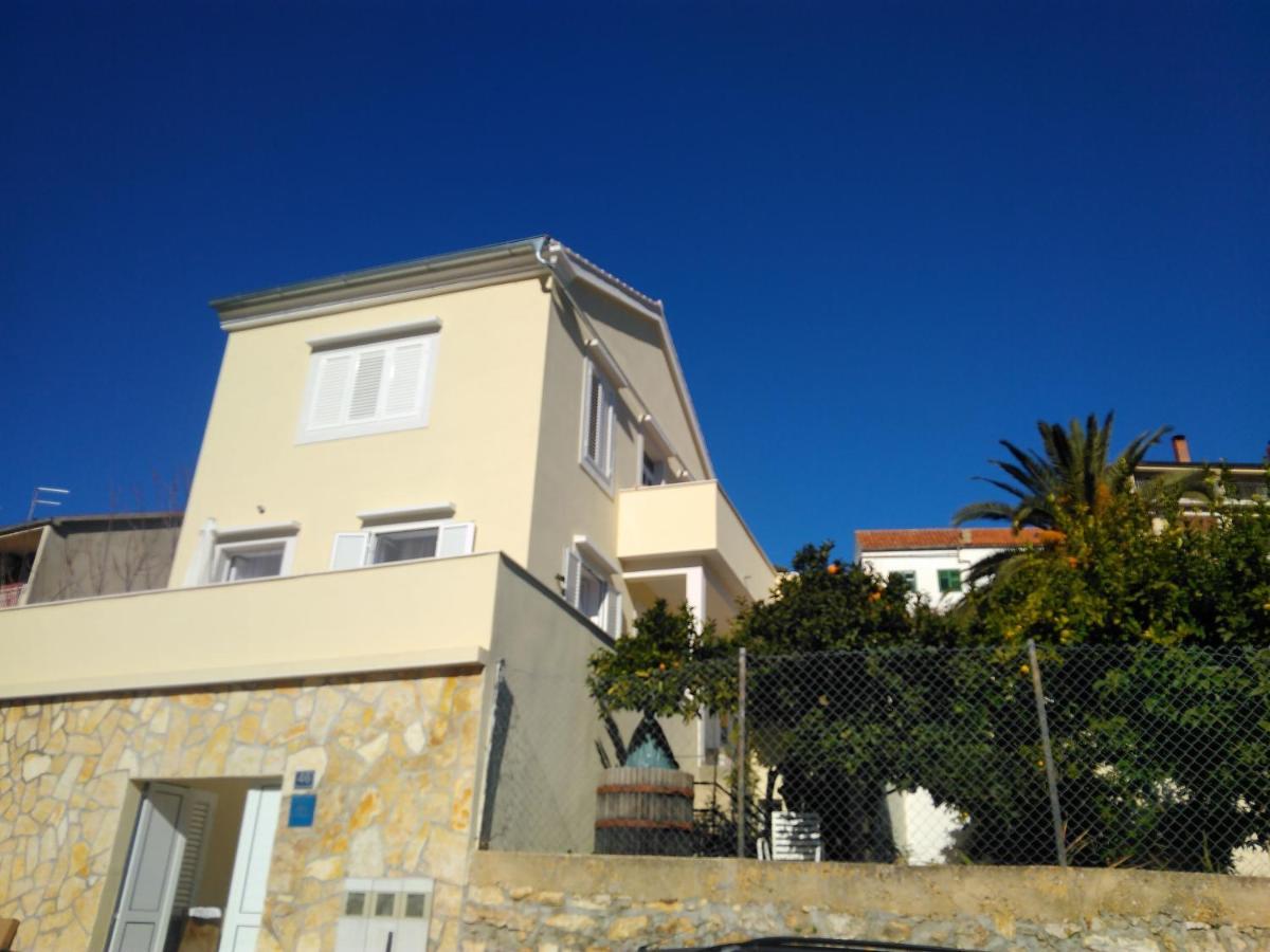 Lemon House Hotel Vis Exterior foto